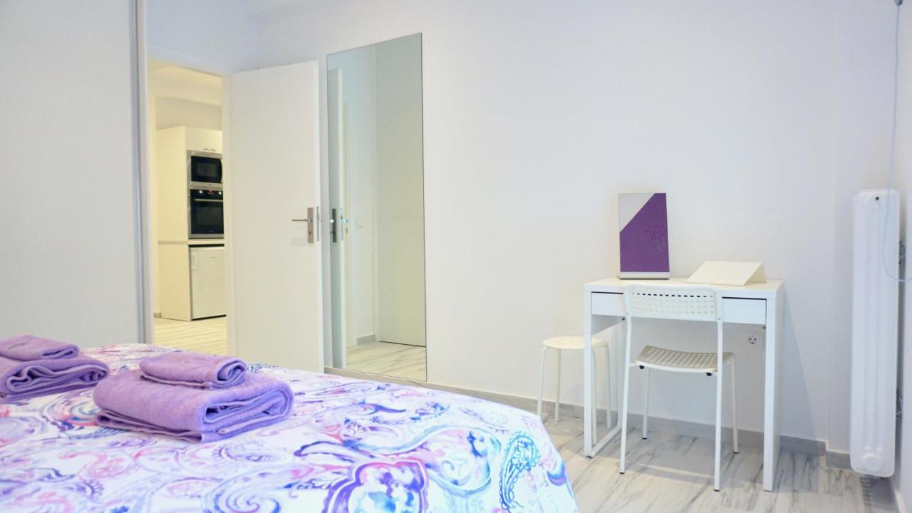 Central, Bright Apt In Athens Near Metro Extérieur photo