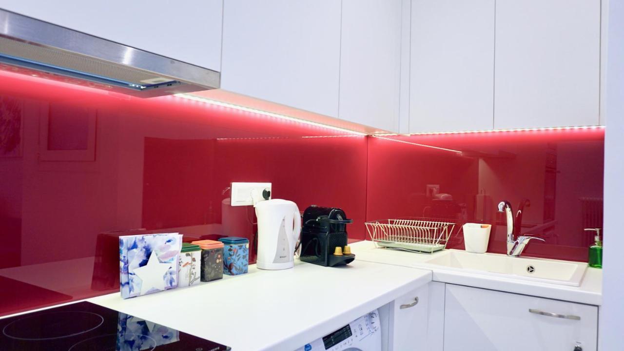 Central, Bright Apt In Athens Near Metro Extérieur photo